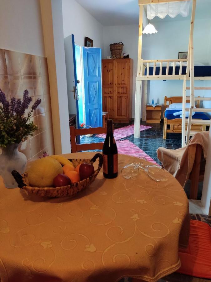 Petroula Apartments Emborios Eksteriør bilde